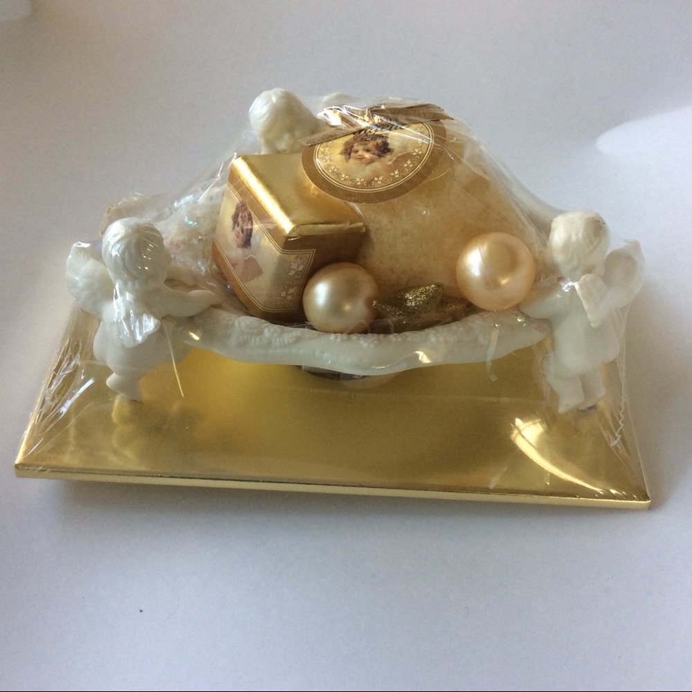Angelic Scents Cream Cherub Soap Dish Vintage New